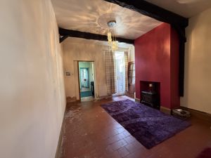 Photo 8- click for photo gallery